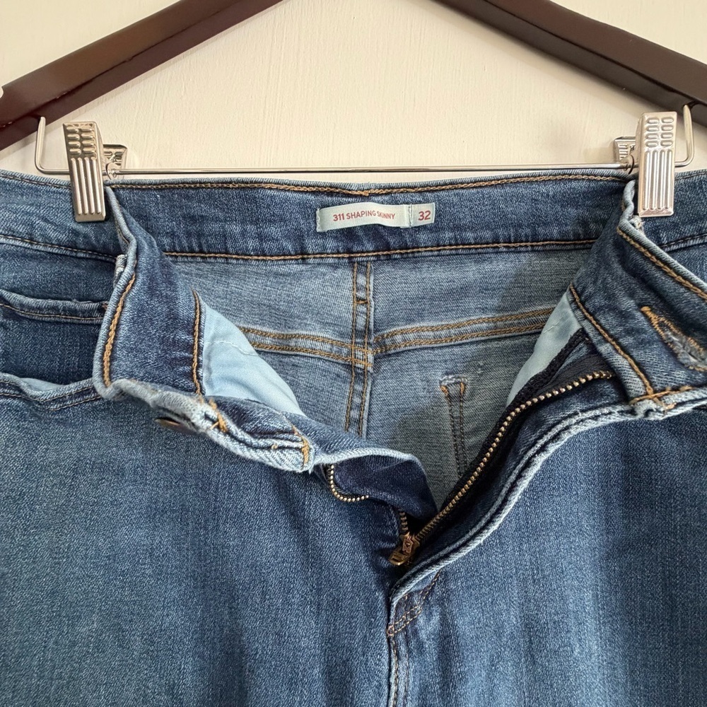 Levi’s Denim Blue 311 Shaping Skinny Jeans Size 32 - Picture 6 of 13